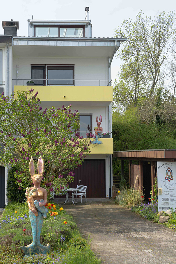 Das Kunst-Energie Haus in der Fließhornstrasse 40.